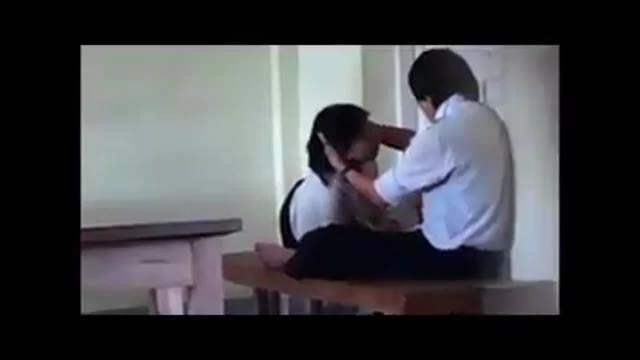 大學情侶班上做愛偷拍